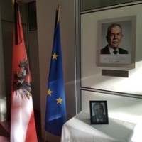 Ambasada Austrii uczciła minutą ciszy pamięć o zmarłym dr. Aloisym Mocku