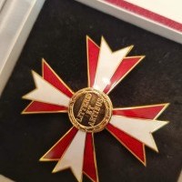 Wręczenie odznak honorowych Dyrektorowi Rafałowi Sobczakowi oraz Dyrektorowi Thomasowi Holzmannowi